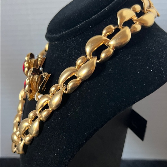 Gold Necklace and Red Stone Clip-On Earring Set 8” Drop - Picture 3 of 8